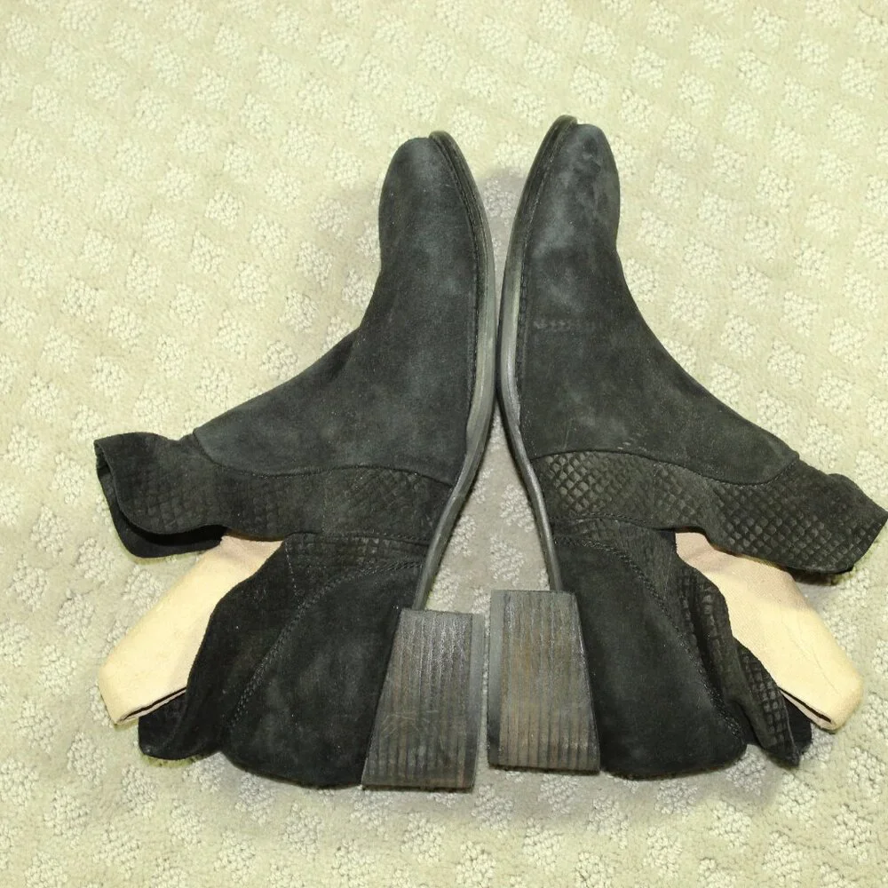Seychelles Black Ankle Boots Ladies Sz 9 Textured Suede Zip Block Heel - Picture 4 of 6